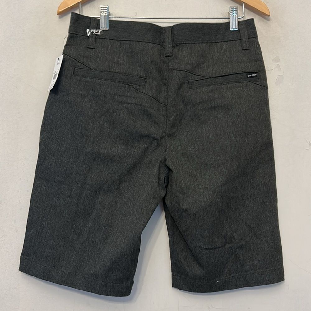 Volcom Dark gray Flat Front Shorts Casual Style Size 30 New - Picture 9 of 11